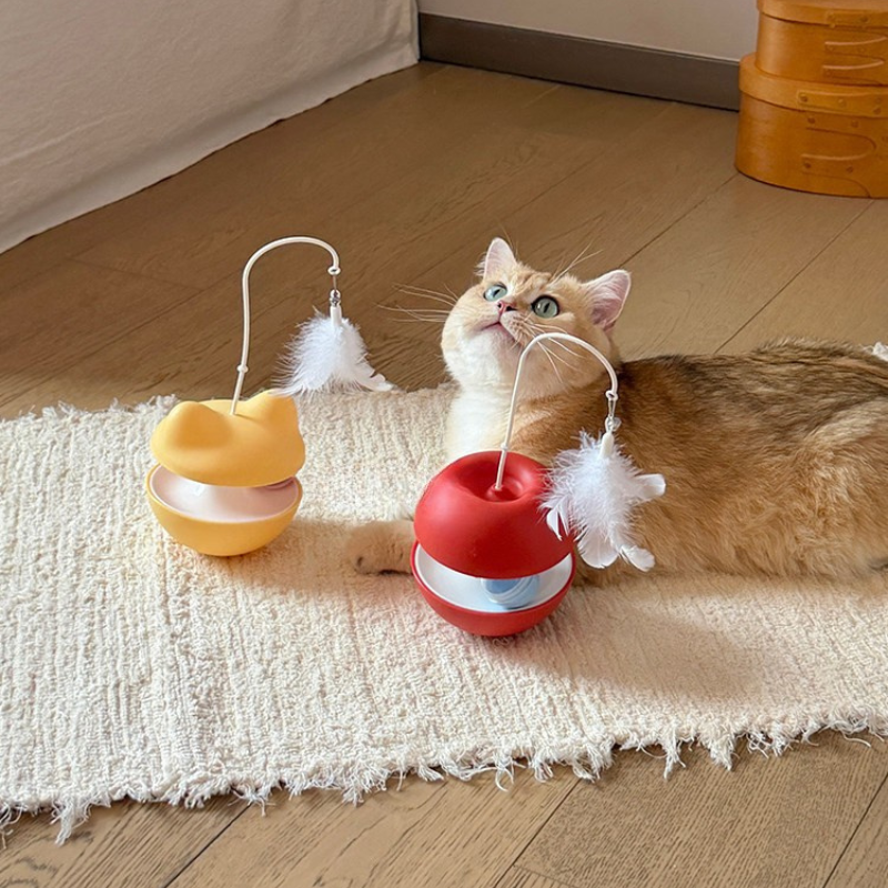 Interactive Wobble Cat Toy with Feather – Self-Play Cat Ball Toy