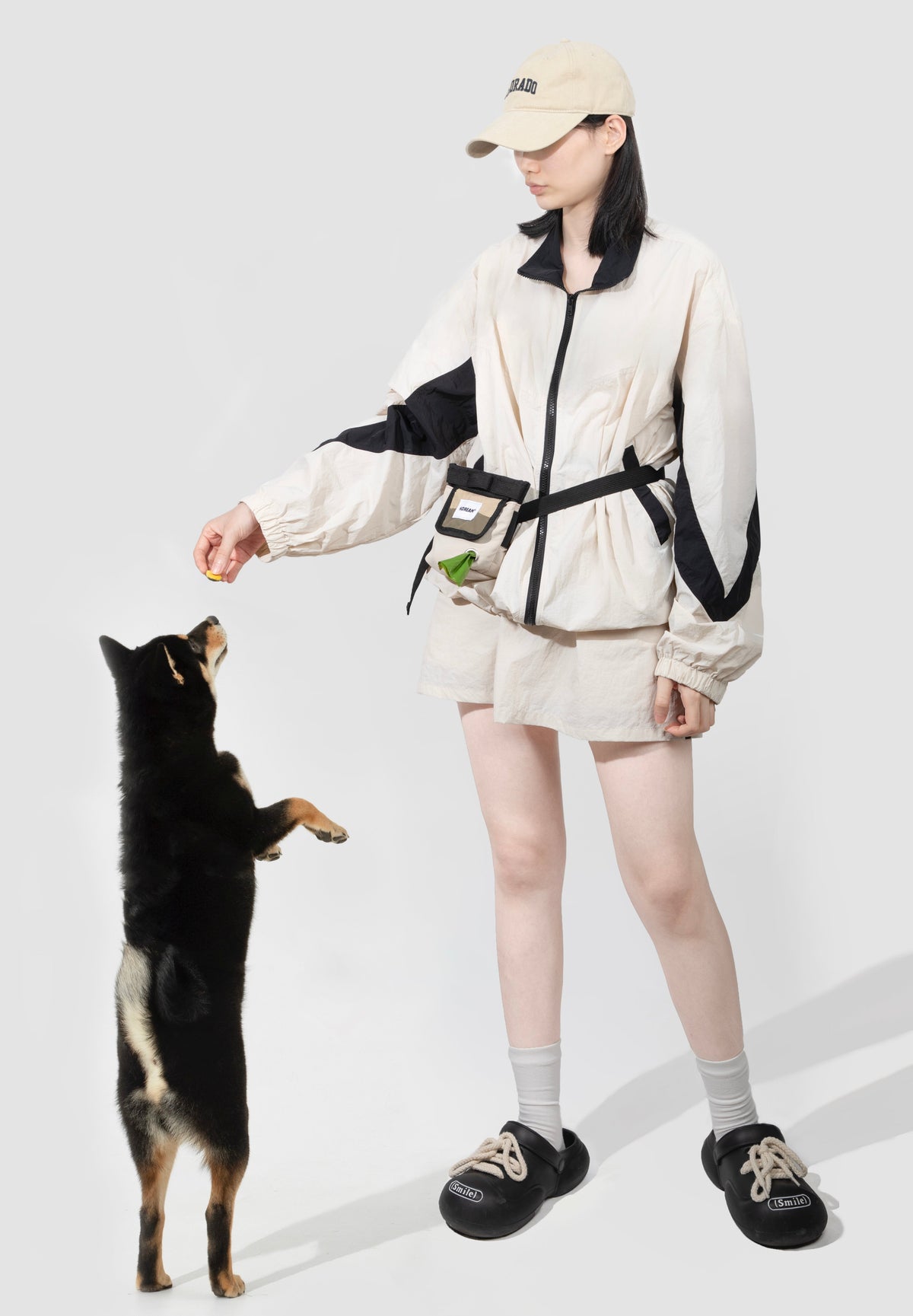 Dog Treat Pouch with Magnetic Opening – Adjustable Waist Bag