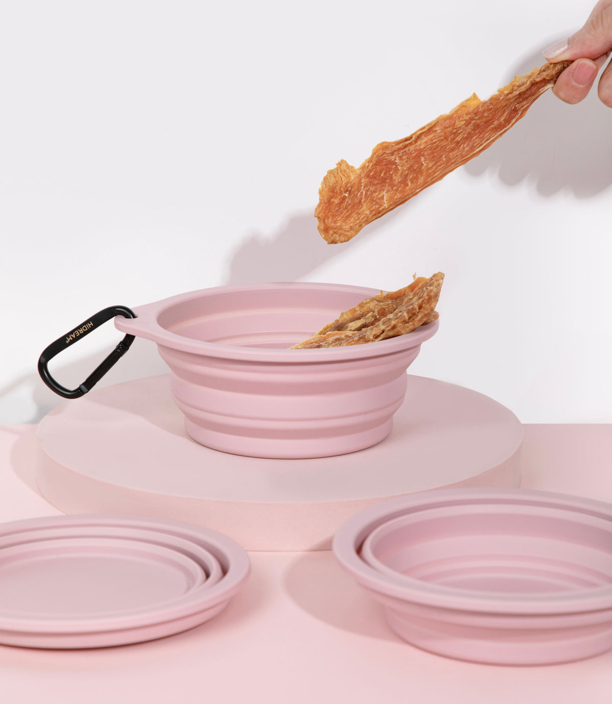 Collapsible Silicone Pet Travel Bowl – Clip-On Food & Water Bowl