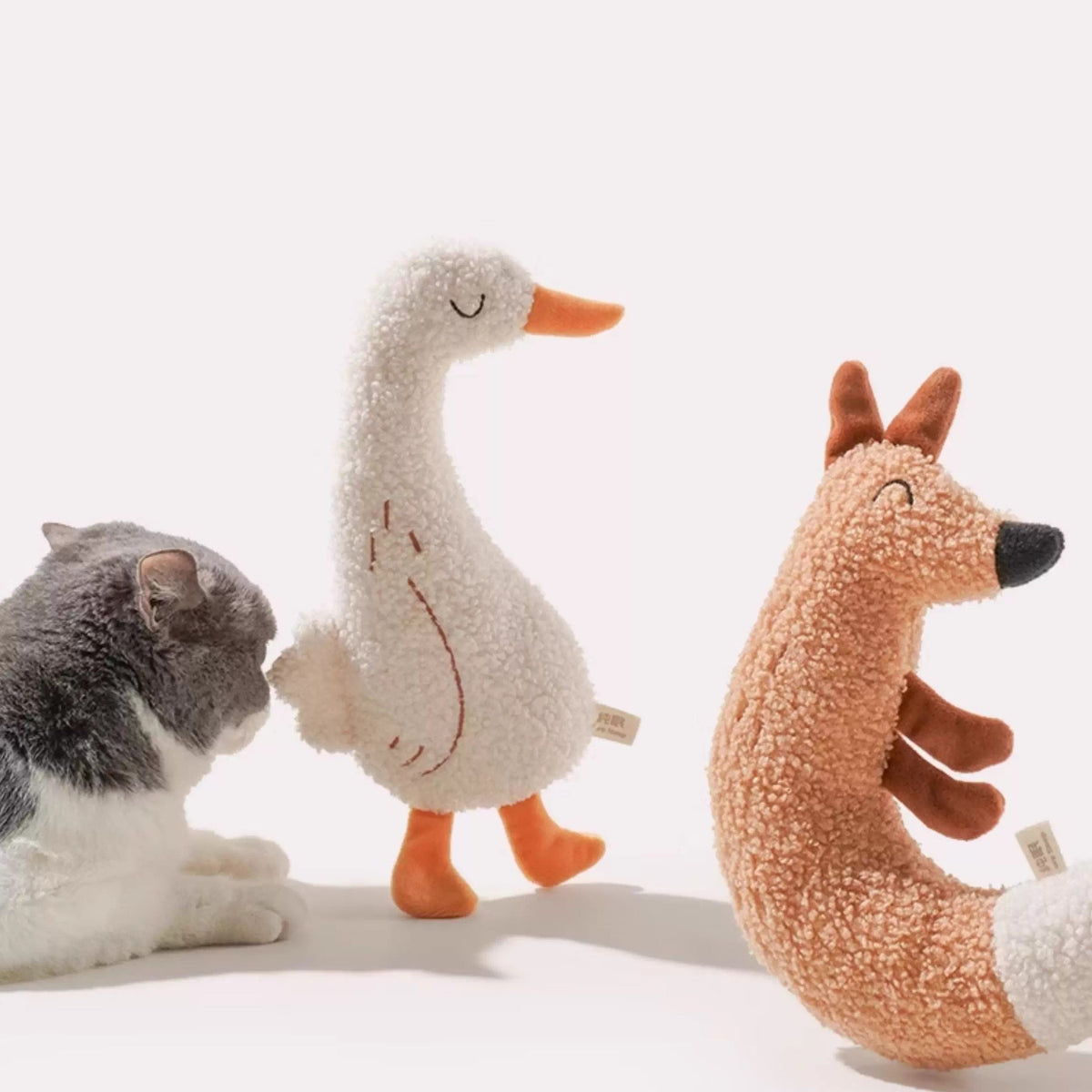 Soothing Plush Toy for Cats - fox and duck